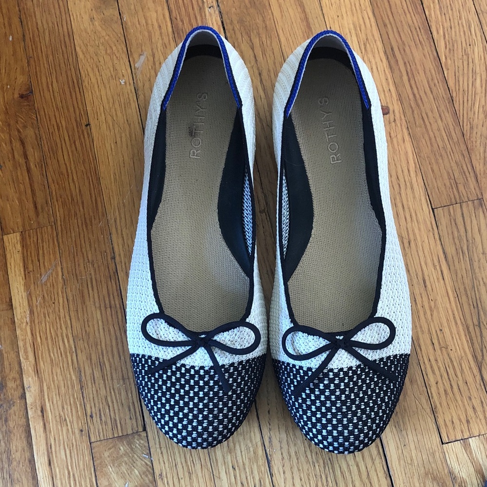 Rothy's Ivory and Black Knit Ballet Flats with Bow